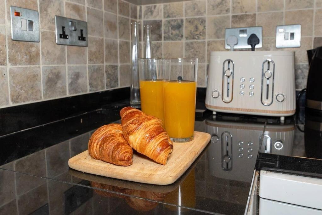 Discover London Central 2 Bedroom In Kensington Eksteriør billede